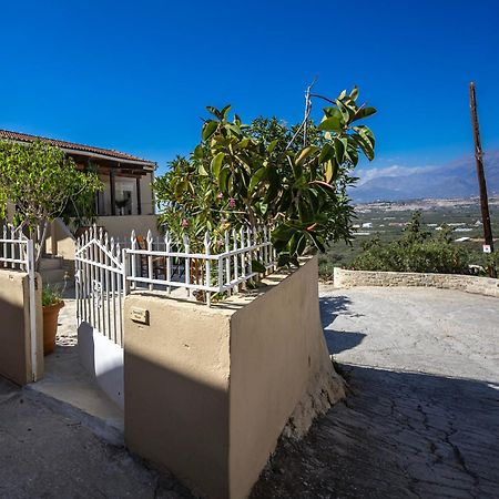 Serenity View - Traditional Village Apartment Kouses Exterior photo
