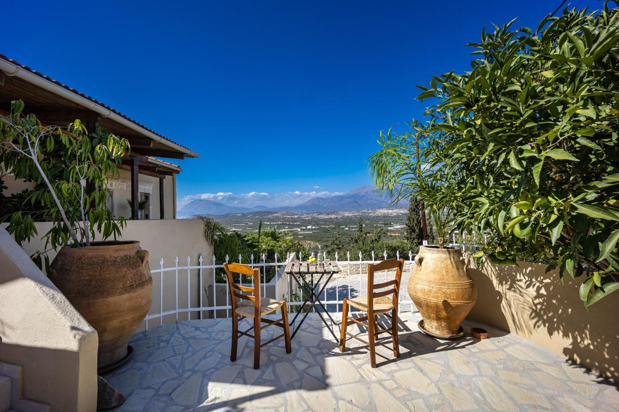 Serenity View - Traditional Village Apartment Kouses Exterior photo